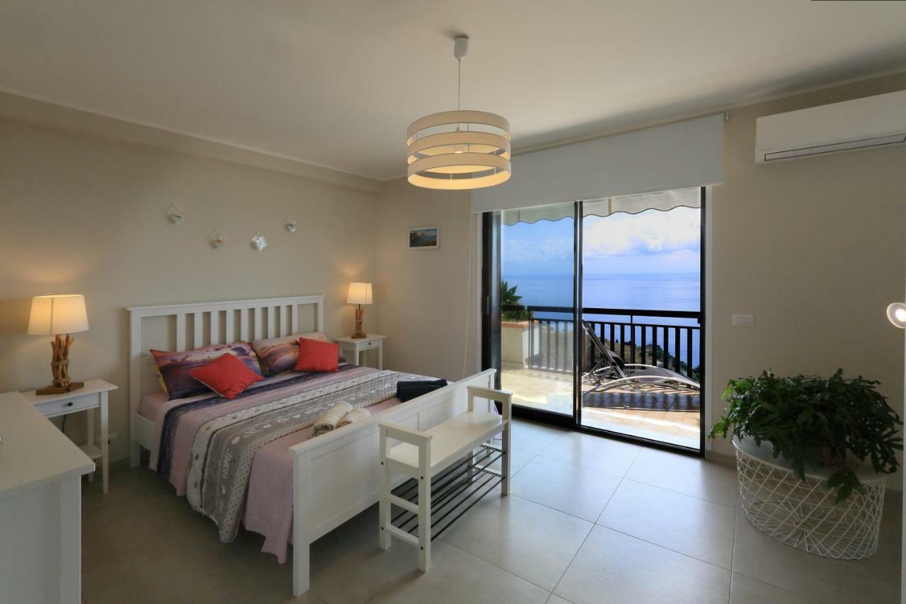 Olimpia'S House Apartment ตาออร์มินา ภายนอก รูปภาพ
